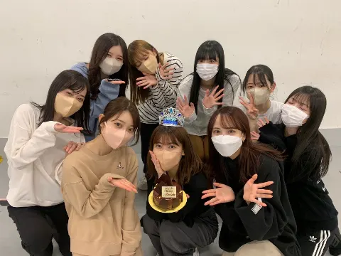 岩本 蓮加｜誕生日迎えたらしいよ（2023-02-02）｜2枚目