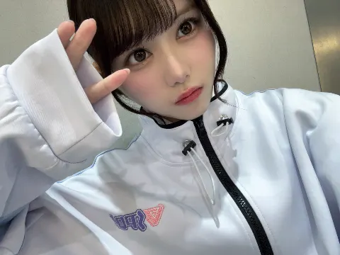 伊藤 理々杏｜にゃんにゃん歳らしい（2024-10-08）｜5枚目