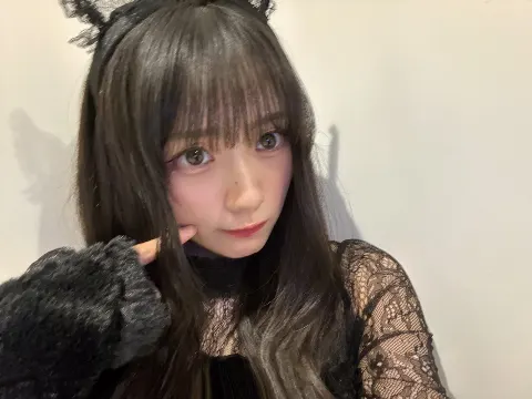 川﨑 桜｜黒猫さんとうさちゃんとCAさんになってみた✈️ 川﨑桜（2024-10-28）｜2枚目