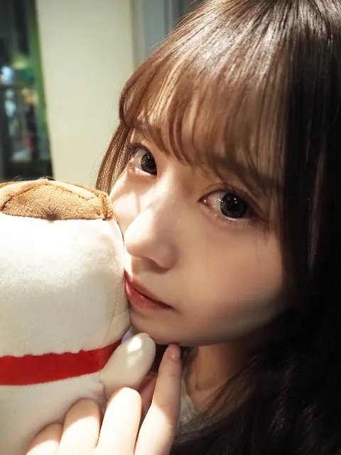 佐藤 璃果｜遠く離れてもここにいるよ（2024-11-14）｜2枚目