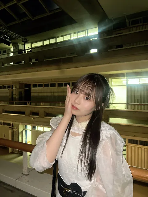 佐藤 璃果｜37枚目シングル 歩道橋 発売日😽    #それまでの猶予（2024-12-11）｜3枚目