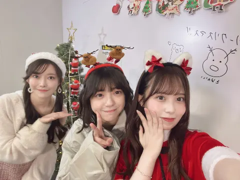 佐藤 璃果｜♡𝕄𝕖𝕣𝕣𝕪 ℂ𝕙𝕣𝕚𝕤𝕥𝕞𝕒𝕤♡（2024-12-25）｜3枚目