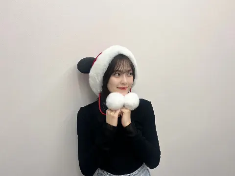 柴田 柚菜｜今日はクリスマスなのでクリスマスの靴下にしました🎄（2024-12-25）｜3枚目