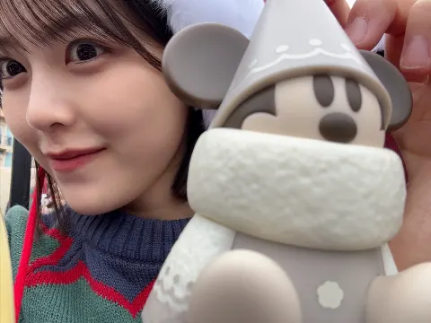 柴田 柚菜｜今日はクリスマスなのでクリスマスの靴下にしました🎄（2024-12-25）｜4枚目