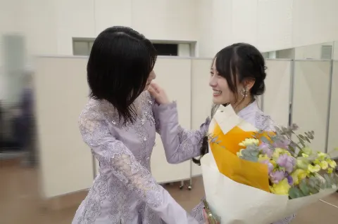 林 瑠奈｜足の生えた蛇に乗って何処へだって、（2025-01-05）｜4枚目
