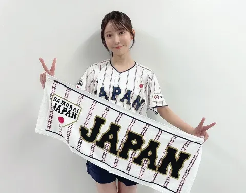黒見 明香｜「あーやとMLB観戦」配信中見てね〜（2025-03-27）｜5枚目