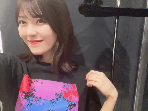 柴田 柚菜｜傘はあまりささないよ（2025-04-10）｜2枚目