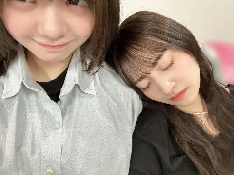 冨里 奈央｜🍁（2025-05-09）｜5枚目