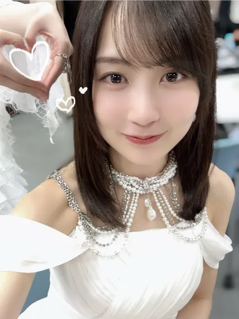 賀喜 遥香｜2×4＝8（2025-08-08）｜2枚目
