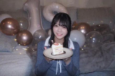 冨里 奈央｜19歳（2025-09-18）｜2枚目