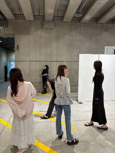 岡本 姫奈｜忙しない日常で指折り数えていった  キミと会える日曜日      #岡本姫奈  #hinadaniblog（2025-09-24）｜4枚目