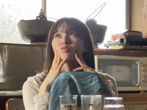 大越 ひなの｜初ソログラビア写真館です！（2025-10-28）｜5枚目