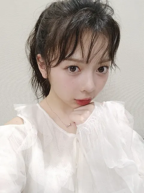 長嶋 凛桜｜風が冷たくなると（2025-11-03）｜2枚目