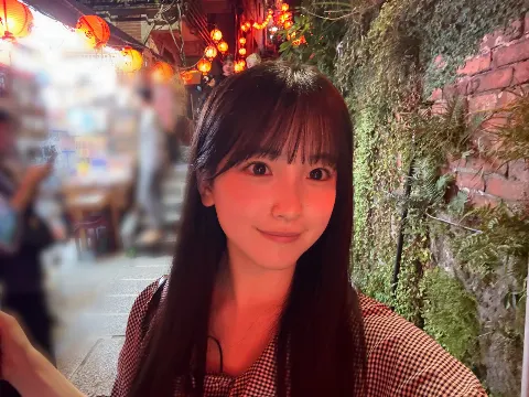 鈴木 佑捺｜さんかくの日かもしれない（2025-12-07）｜2枚目