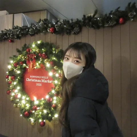 池田 瑛紗｜街中のクリスマスツリーを探して。（2025-12-25）｜2枚目