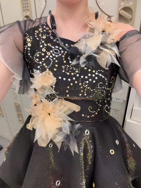岡本 姫奈｜2025年 最後のブログです💌   #岡本姫奈  #hinadaniblog  #紅白歌合戦（2025-12-31）｜4枚目