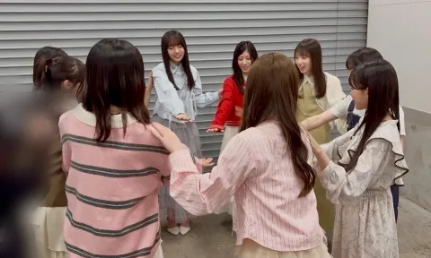 海邉 朱莉｜隣にいるからですね（2026-01-30）｜2枚目