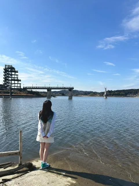 鈴木 佑捺｜心地いい光（2026-03-23）｜2枚目