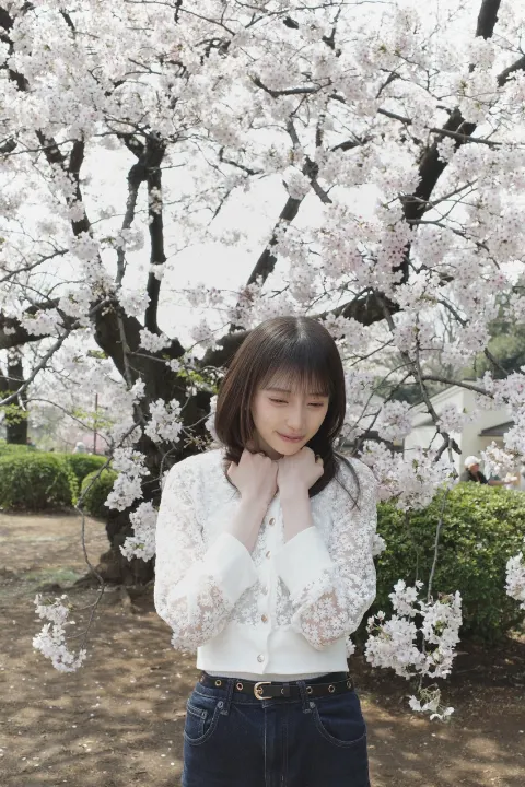 矢田 萌華｜冬がほどける（2026-04-10）｜3枚目