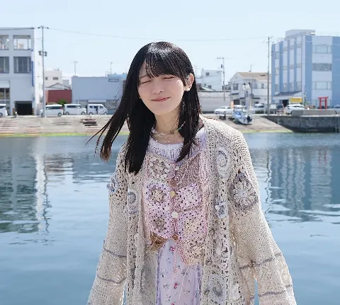 大越 ひなの｜春の面持ち（2026-04-12）｜2枚目