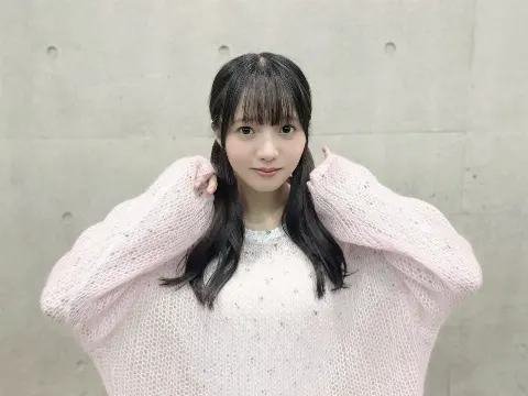 海邉 朱莉｜点く秋（2026-10-12）｜2枚目