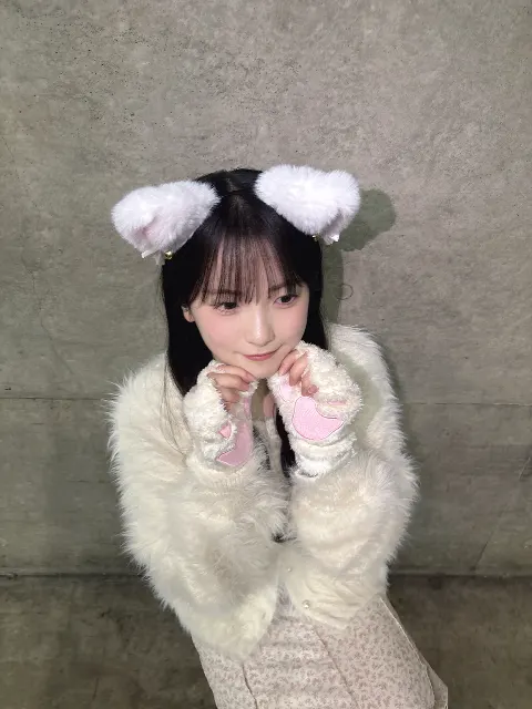 鈴木 佑捺｜白猫、現る（2026-10-15）｜5枚目