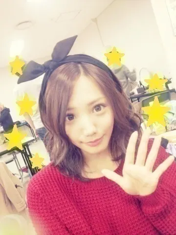 能條 愛未｜幕張握手会にて、2 つの生誕祭にあみた む参加したよ。（2014-02-13）｜2枚目