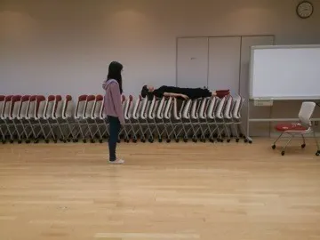 能條 愛未｜謎の物体化したあみ あみとそれをとりま く少女さゆにゃんち ゃん。（2014-04-24）｜2枚目