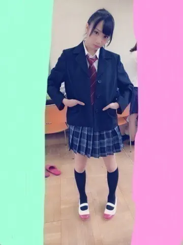 能條 愛未｜制服女子。あとアン ケートとる。（2014-09-19）