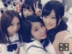 樋口 日奈｜大草原の小さなお部 屋*256ひなちま（2013-08-25）｜3枚目