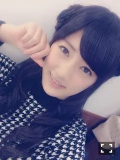 樋口 日奈｜日だまりのお部屋411 *ひなちま（2015-01-06）｜2枚目