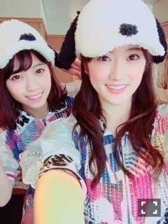 樋口 日奈｜日だまりのお部屋539*ひなちま（2017-01-10）｜2枚目