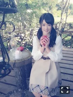 樋口 日奈｜思い出を美化しすぎて711*日奈（2020-09-26）｜2枚目