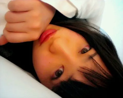 中田 花奈｜ドロドロのアイスの下カナ？416（2013-03-10）｜2枚目