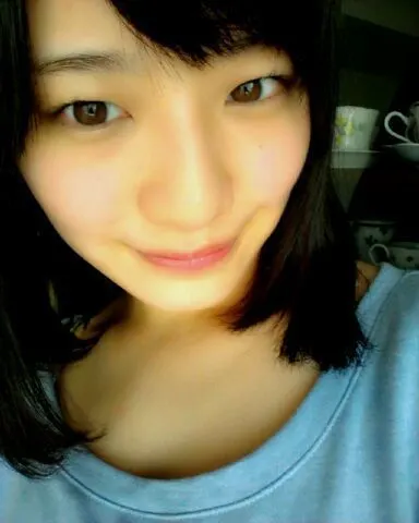 中田 花奈｜初日まであと何時間あるカナ？47 1（2013-05-02）｜3枚目