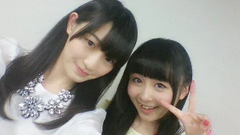 中田 花奈｜黄色と水色と言えばカナ？789（2014-05-29）｜2枚目