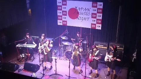 中田 花奈｜明日は生ドルとらりの誕生日カナ？1024（2015-05-18）｜4枚目