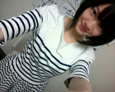 中田 花奈｜ミニ握手会総括カナ？（2012-02-27）｜3枚目