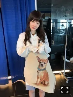 高山 一実｜（´-`）.｡oO(ねこ派いぬ派？人間派？うーんみんな好きだ（2017-10-30）｜3枚目