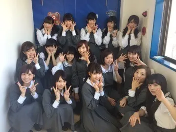 和田 まあや｜もうすぐ始業式✺◟ (∗❛ัᴗ❛ั∗)◞ ✺担任の先生だれだ…（2015-04-06）｜18枚目