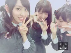 新内 眞衣｜真ん中の柱（2015-03-28）｜10枚目