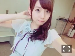 新内 眞衣｜丸の内（2015-04-13）｜3枚目