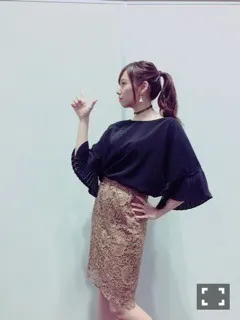 新内 眞衣｜30秒で登るくらいの絶叫（2016-10-12）｜2枚目
