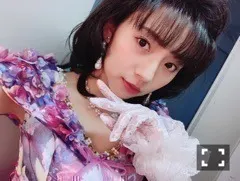 新内 眞衣｜会えるよね？またきっと...会えるよね...？（2018-02-24）｜2枚目