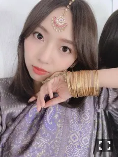 新内 眞衣｜帰り道は遠回りしたくなる派です（2018-10-17）｜2枚目