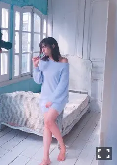 新内 眞衣｜もみじ（2018-11-25）｜4枚目