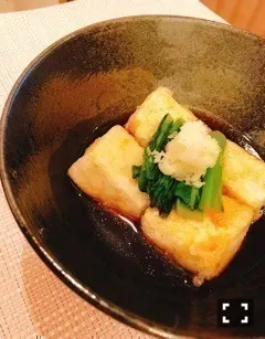 秋元 真夏｜香港オフショットヽ(｡･ω･｡)ﾉ545（2018-02-16）｜5枚目