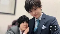 秋元 真夏｜懐かし写真集ヽ(｡･ω･｡)ﾉ547（2018-03-06）｜5枚目