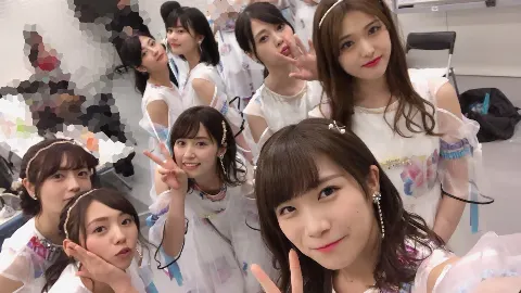 秋元 真夏｜乃木坂46歳ヽ(｡･ω･｡)ﾉ548（2018-03-12）｜4枚目