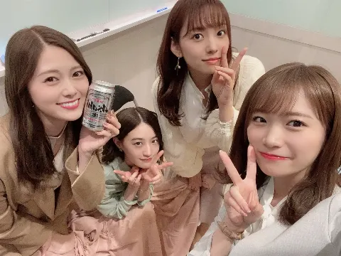 秋元 真夏｜ひねくれ3ヽ(｡･ω･｡)ﾉ606（2020-03-19）｜4枚目